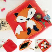 Neszesszer kis rókás piros textilbőrből