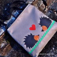Szerelmes sünik - textilbőr Trapéz válltáska, keresztben átvetős táska