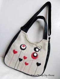 Valentin madaras, szíves, mesevirágos XL univerzális táska