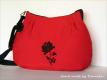 Piros, kalocsai mintás táska, ajándék kulcstartóval 